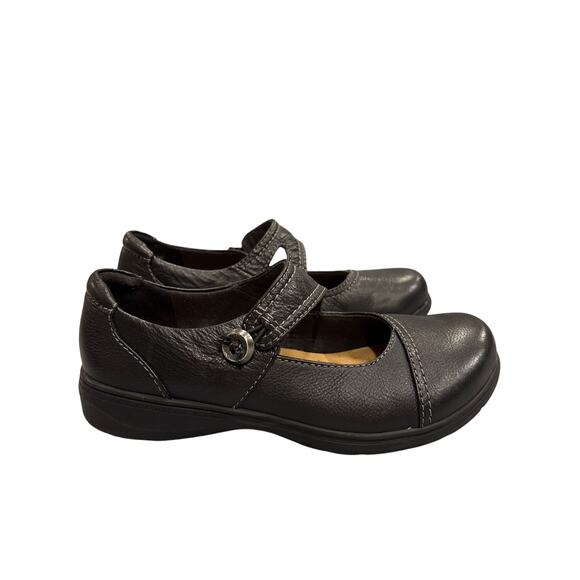 Clarks Carleigh Jane Women's Size 9.5W Black Leather Mary Jane Casual Flat Shoes - Picture 1 of 9